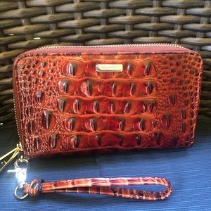 NWOT Brahmin Wallet